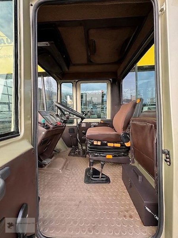 Oldtimer-Traktor του τύπου Mercedes-Benz MB Trac 700 Oldtimer Silberdiestel TOP-ZUSTAND, Neumaschine σε Gevelsberg (Φωτογραφία 7)