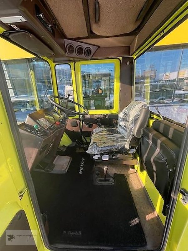 Oldtimer-Traktor van het type Mercedes-Benz MB-Trac1100 Schlepper Oldtimer Traktor Sammlerstück, Gebrauchtmaschine in Gevelsberg (Foto 9)