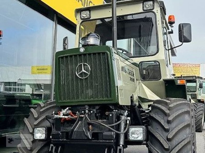 Oldtimer-Traktor типа Mercedes-Benz MB Truck 700 Oldtimer Silberdiestel TOP-ZUSTAND, Gebrauchtmaschine в Gevelsberg (Фотография 1)