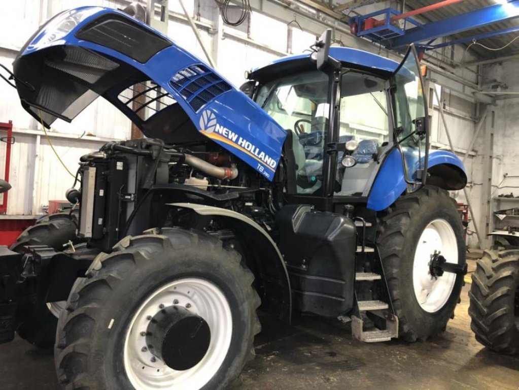 Oldtimer-Traktor του τύπου New Holland T8.390, Neumaschine σε Миколаїв (Φωτογραφία 4)