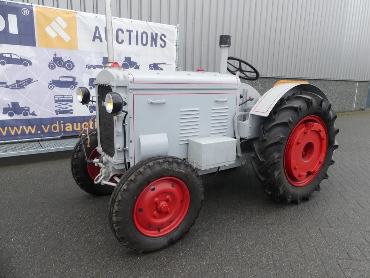 Oldtimer-Traktor van het type Renault AF VH 1, Gebrauchtmaschine in Deurne (Foto 2)