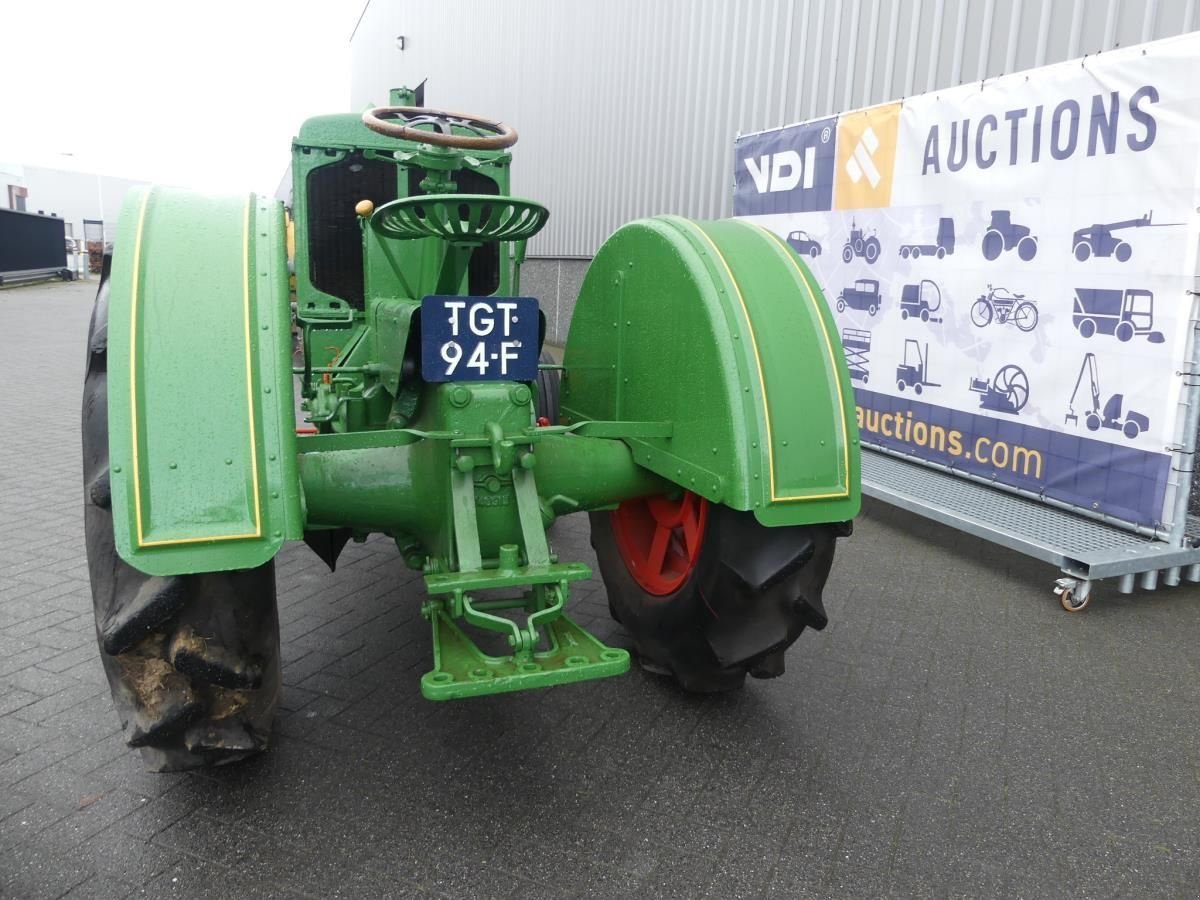 Oldtimer-Traktor типа Renault PE, Gebrauchtmaschine в Deurne (Фотография 5)