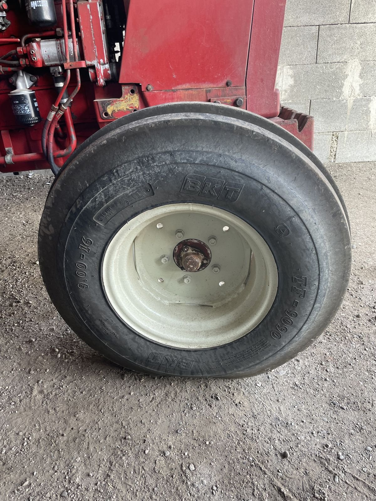 Oldtimer-Traktor Türe ait R.M. International International Case IH 745XL, Gebrauchtmaschine içinde Harmannsdorf (resim 4)