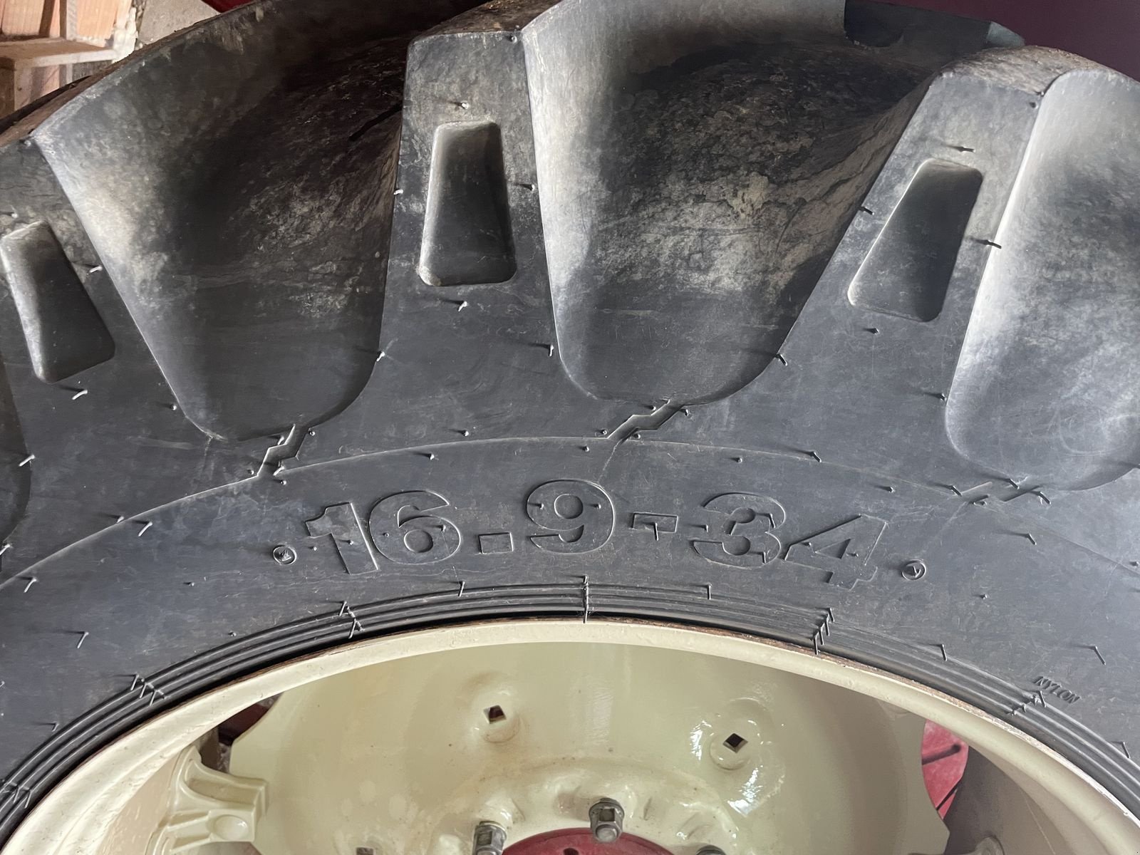 Oldtimer-Traktor Türe ait R.M. International International Case IH 745XL, Gebrauchtmaschine içinde Harmannsdorf (resim 3)