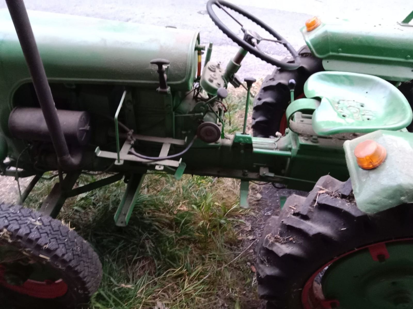 Oldtimer-Traktor des Typs Sonstige HOLDER, Gebrauchtmaschine in Burgkirchen (Bild 4)