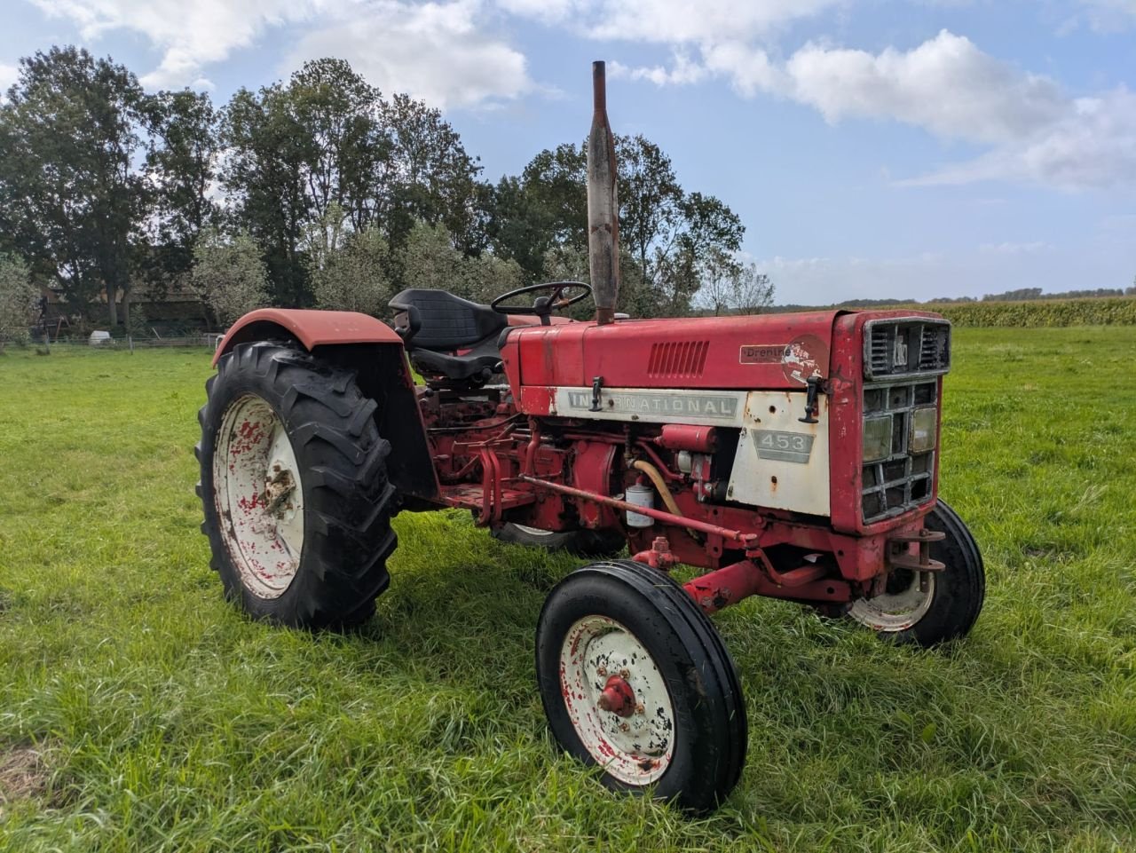 Oldtimer-Traktor typu Sonstige International 453, Gebrauchtmaschine v Blokzijl (Obrázek 1)