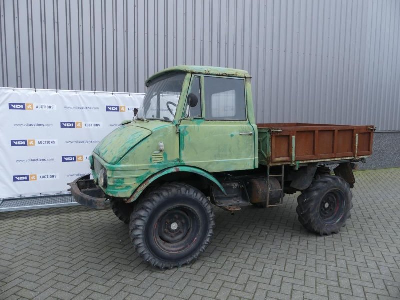 Oldtimer-Traktor типа Sonstige Mercedes Banz Unimog 421, Gebrauchtmaschine в Deurne (Фотография 1)