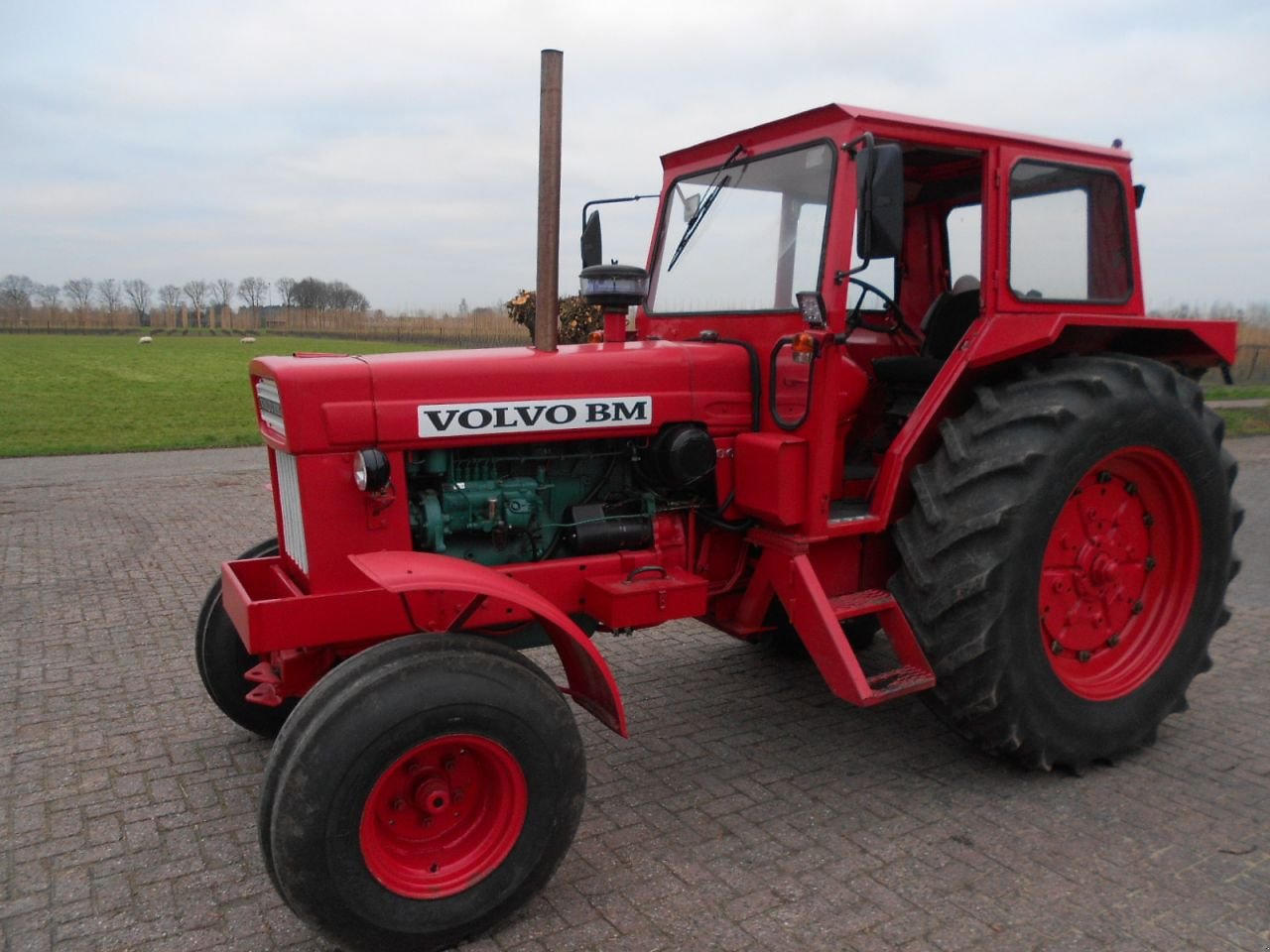 Oldtimer-Traktor Türe ait Volvo bm 800, Gebrauchtmaschine içinde Oirschot (resim 2)