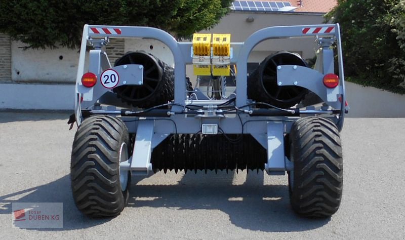 Packer & Walze des Typs Agri Flex Maxi Roll 630, Neumaschine in Ziersdorf (Bild 4)