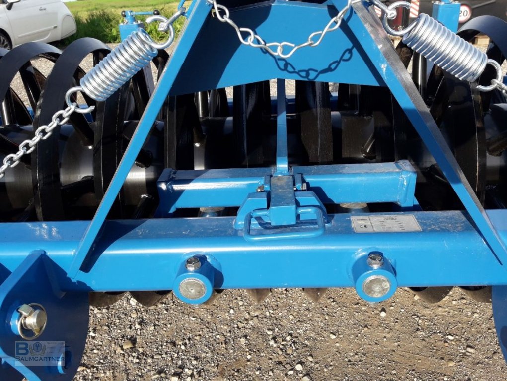 Packer & Walze Türe ait Agripol Frontpacker TUZO 300 T mit Messerzinkenvorsatz NEUHEIT, Neumaschine içinde Frontenhausen (resim 8)