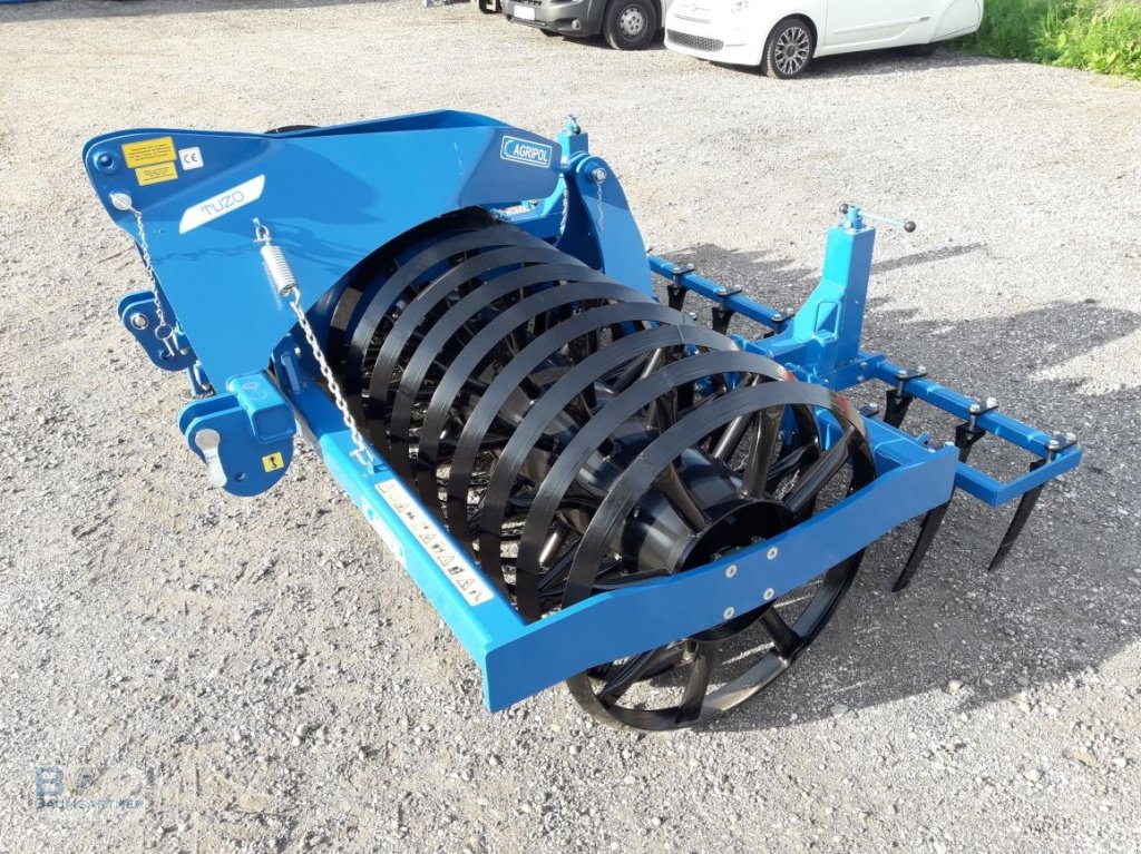 Packer & Walze Türe ait Agripol Frontpacker TUZO 300 T mit Messerzinkenvorsatz NEUHEIT, Neumaschine içinde Frontenhausen (resim 3)