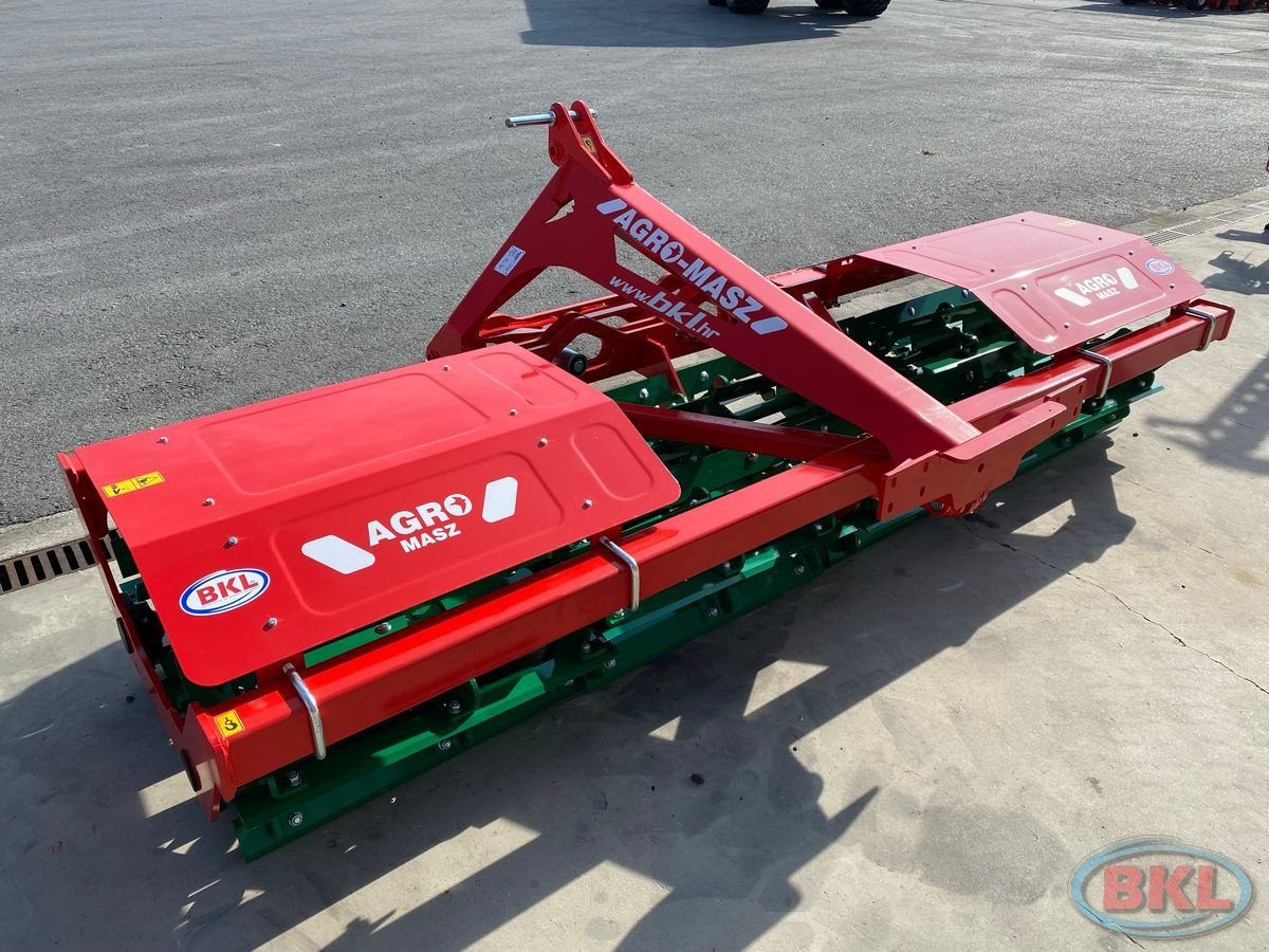 Packer & Walze tipa Agro-Masz Cutter 300  Messerwalze  Messeregge  Frontpacker, Neumaschine u Rovisce (Slika 4)