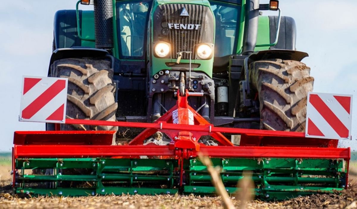 Packer & Walze tipa Agro-Masz Cutter 300  Messerwalze  Messeregge  Frontpacker, Neumaschine u Rovisce (Slika 10)