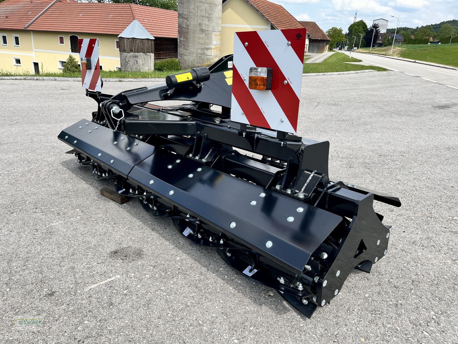 Packer & Walze des Typs Agro Profi Line Duo Cut - Messerwalze 3m, Neumaschine in Kematen (Bild 9)