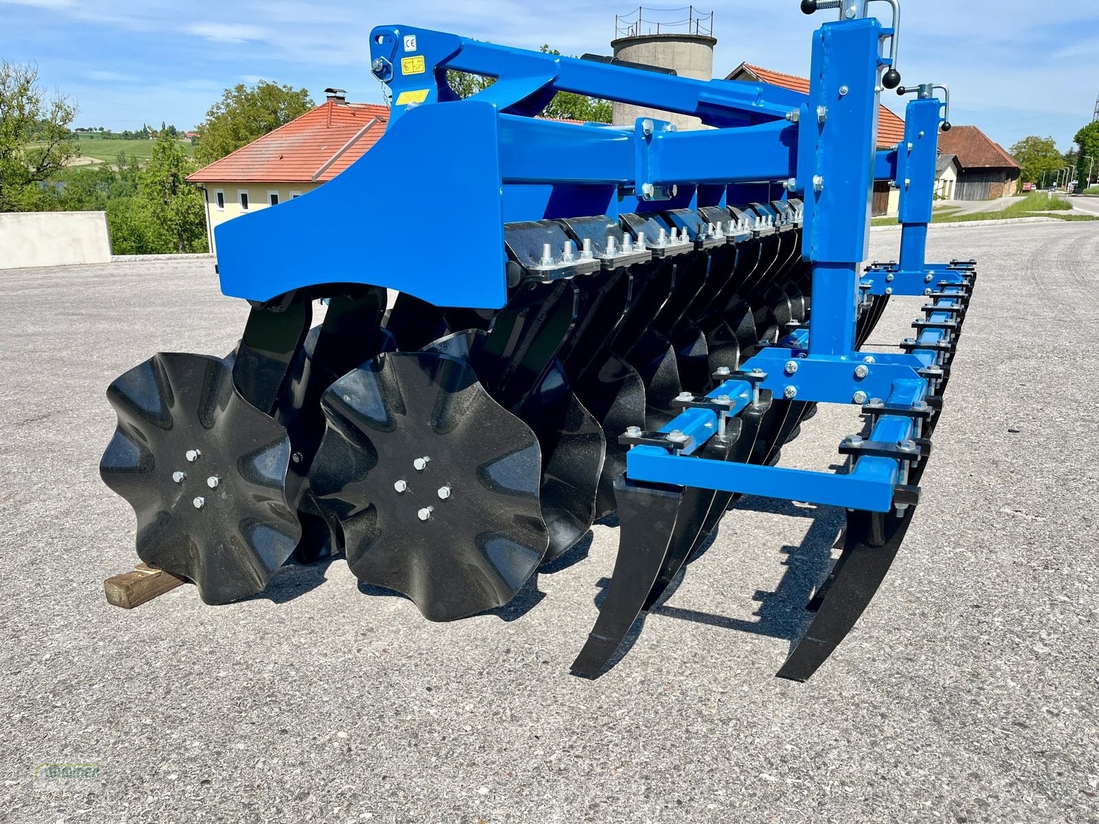 Packer & Walze of the type Agro Profi Line  - Frontpacker / Frontwalze, Neumaschine in Kematen (Picture 7)