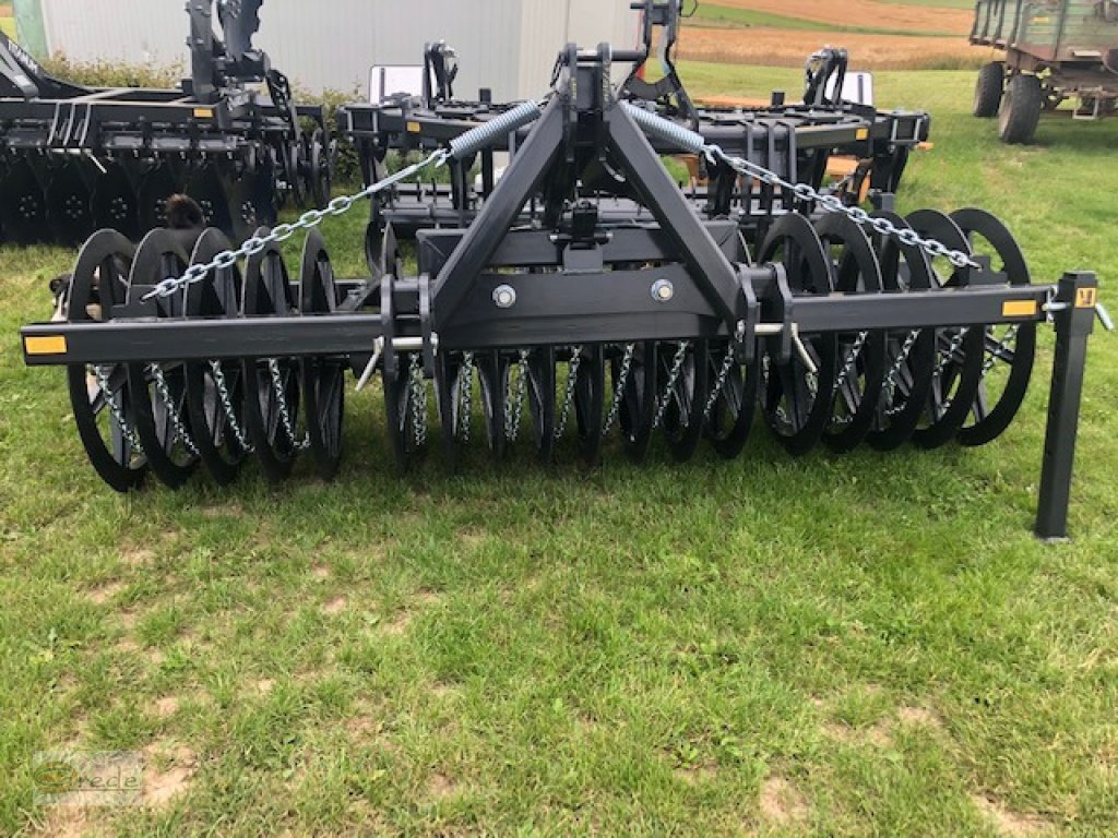 Packer & Walze des Typs Agroland Frontpacker Cambell 3m, Neumaschine in Bad Emstal (Bild 2)