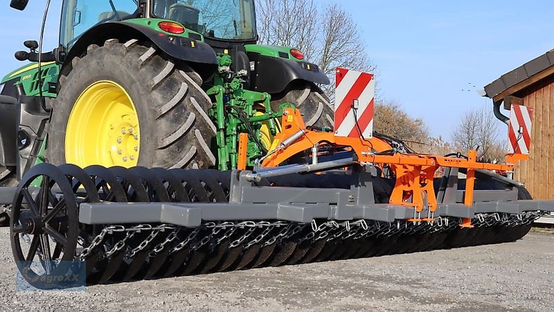 Packer & Walze of the type AgroXX AgroXX FRONTPACKER--6.0 m Hydro mit Lenkbock - 700mm Ringe--, Neumaschine in Ennigerloh (Picture 24)