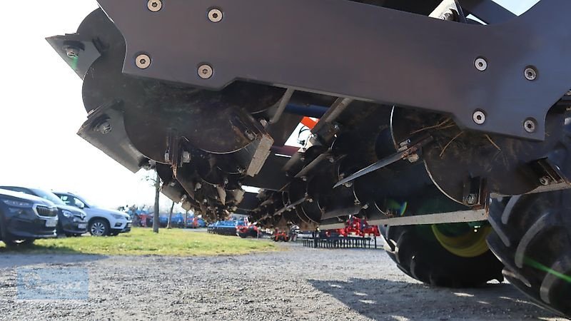 Packer & Walze tipa AgroXX AgroXX SlashCut --Tandem-Messerwalze 5.0m Hydro mit Lenkbock -, Vorführmaschine u Ennigerloh (Slika 12)