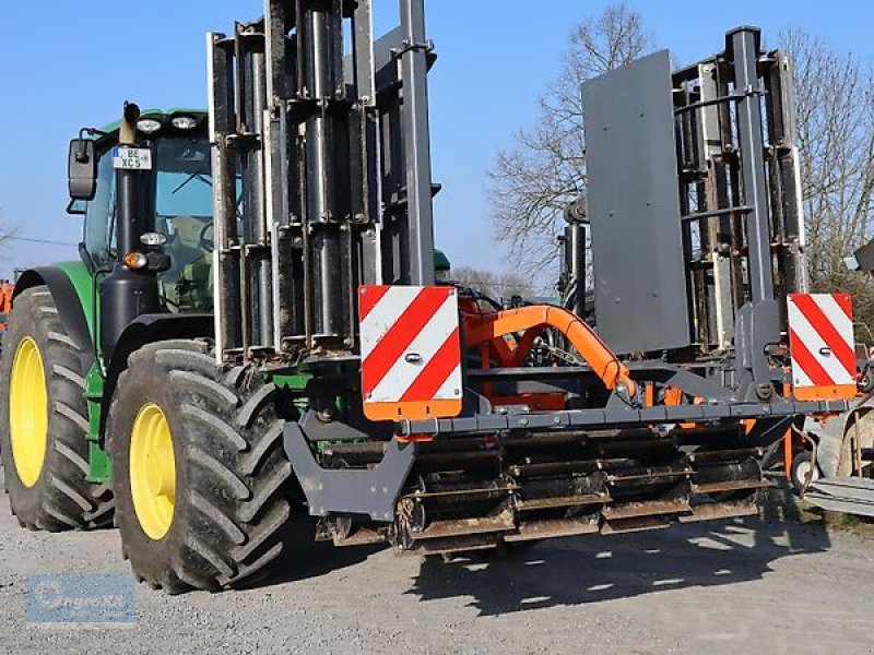 Packer & Walze des Typs AgroXX AgroXX SlashCut --Tandem-Messerwalze 5.0m Hydro mit Lenkbock -, Vorführmaschine in Ennigerloh (Bild 1)
