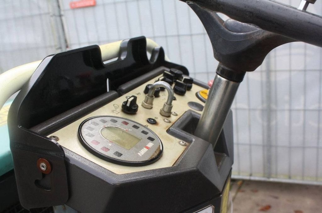 Packer & Walze типа Ammann ARX 12, Gebrauchtmaschine в Antwerpen (Фотография 10)