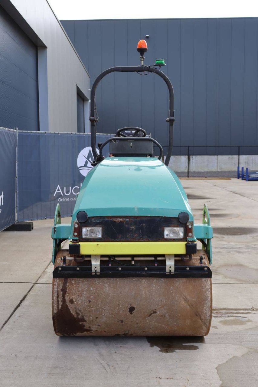 Packer & Walze van het type Ammann ARX 26, Gebrauchtmaschine in Antwerpen (Foto 9)
