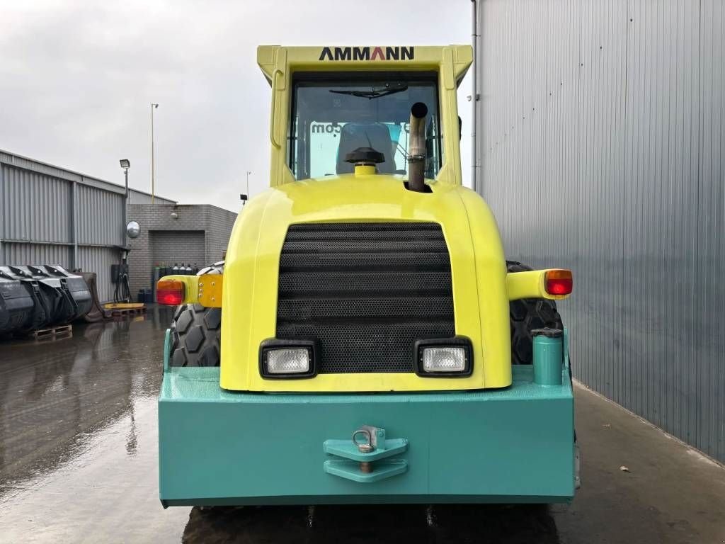 Packer & Walze del tipo Ammann ASC110 D, Gebrauchtmaschine en Venlo (Imagen 11)