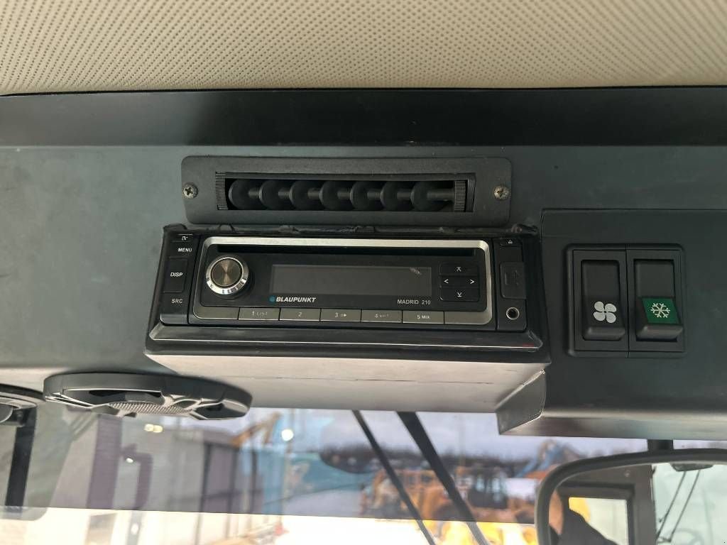 Packer & Walze Türe ait Ammann AV130X, Gebrauchtmaschine içinde Venlo (resim 10)