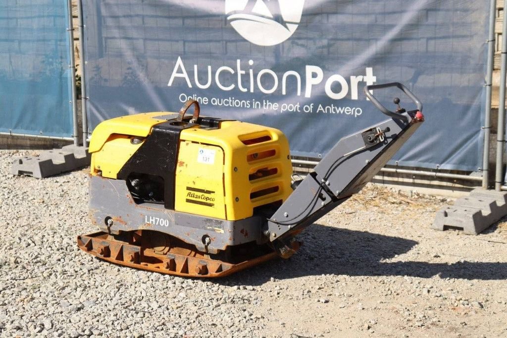 Packer & Walze des Typs Atlas Copco LH700, Gebrauchtmaschine in Antwerpen (Bild 3)