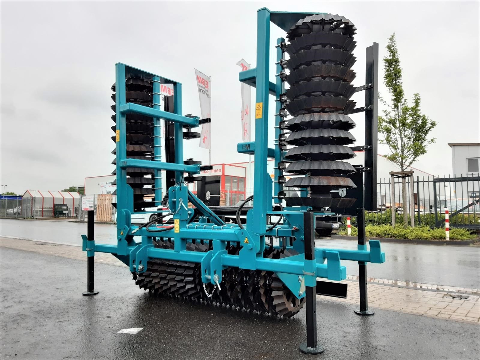 Packer & Walze типа BM Maschinenbau Frontpacker 5m oder 6m Zahnringwalze Zahnwalzenring MESSEWOCHEN, Neumaschine в Sendenhorst (Фотография 13)