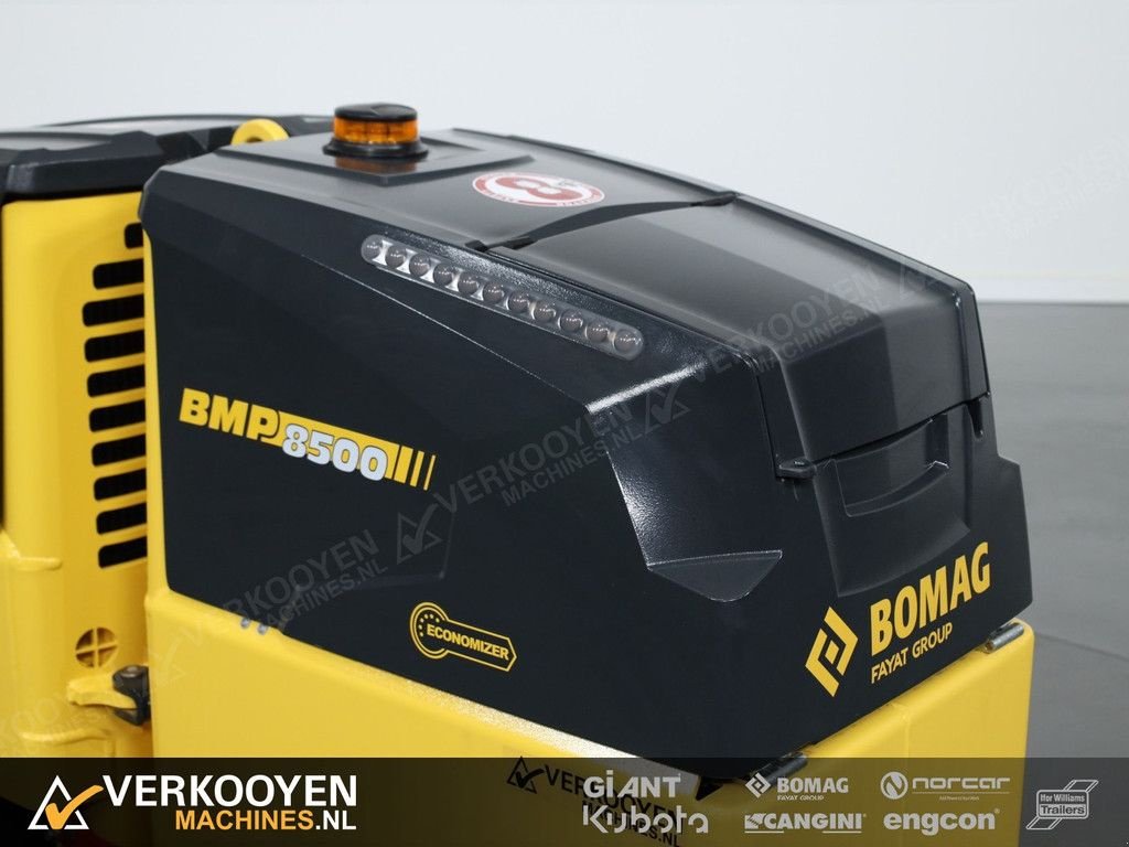 Packer & Walze des Typs Bomag BMP8500 + Economizer, Neumaschine in Vessem (Bild 5)
