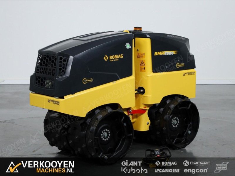 Packer & Walze des Typs Bomag BMP8500 + Economizer, Neumaschine in Vessem
