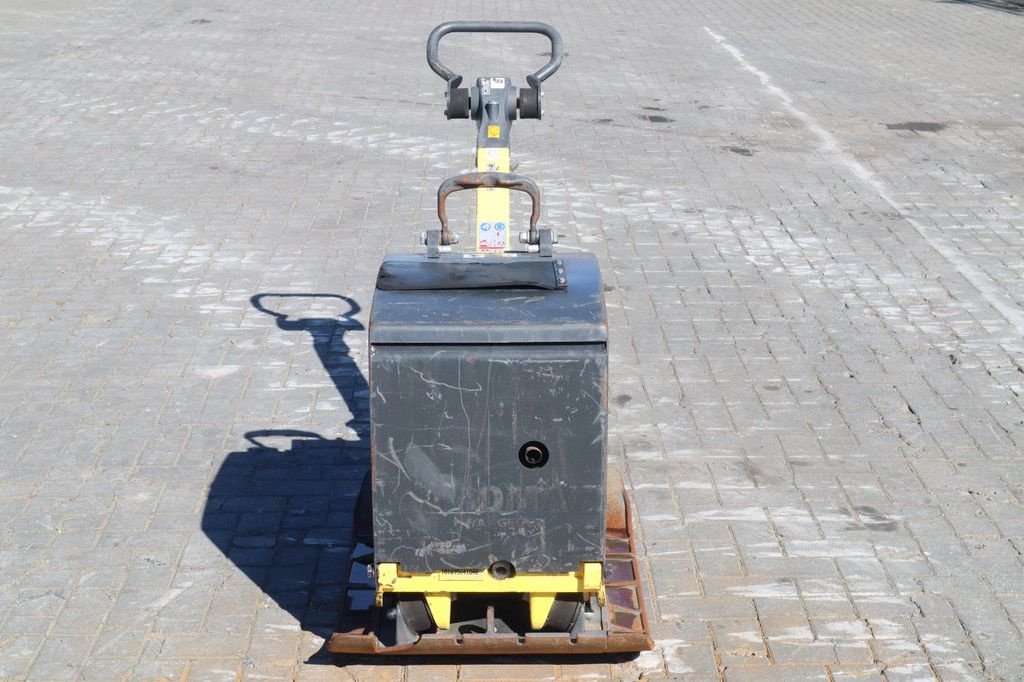Packer & Walze du type Bomag BPR55/65D PLATE COMPACTOR GOOD WORKING, Gebrauchtmaschine en Marknesse (Photo 3)