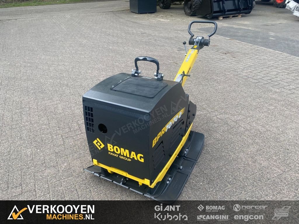 Packer & Walze des Typs Bomag BPR70/70De, Neumaschine in Vessem (Bild 2)