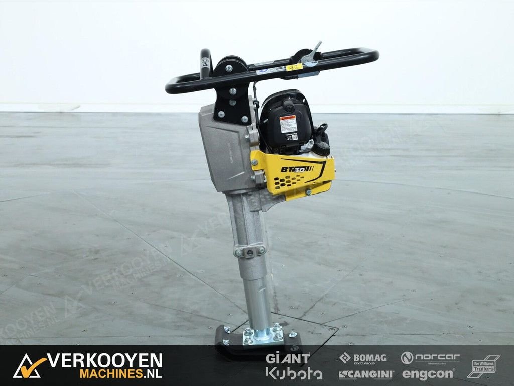 Packer & Walze des Typs Bomag BT30, Neumaschine in Vessem (Bild 3)