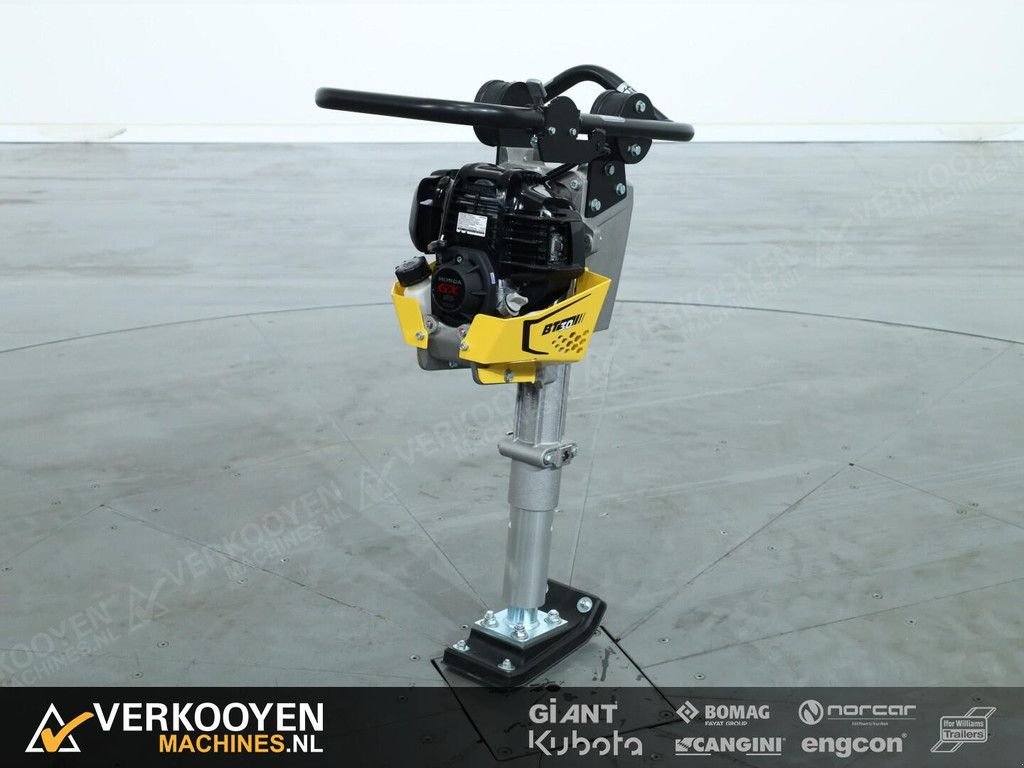 Packer & Walze des Typs Bomag BT30, Neumaschine in Vessem (Bild 10)