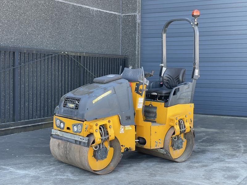 Packer & Walze del tipo Bomag BW 100 ADM 5, Gebrauchtmaschine In Waregem (Immagine 1)