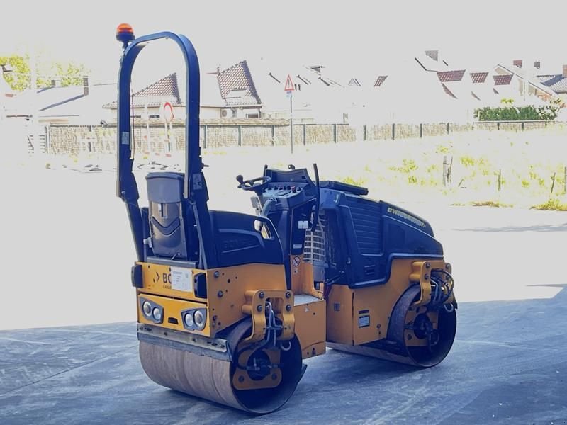 Packer & Walze del tipo Bomag BW 100 ADM 5, Gebrauchtmaschine In Waregem (Immagine 4)