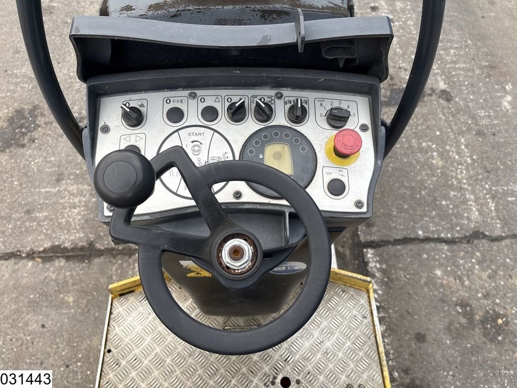 Packer & Walze типа Bomag BW 100ADM-5 2252h, 15.1KW, Gebrauchtmaschine в Ede (Фотография 10)