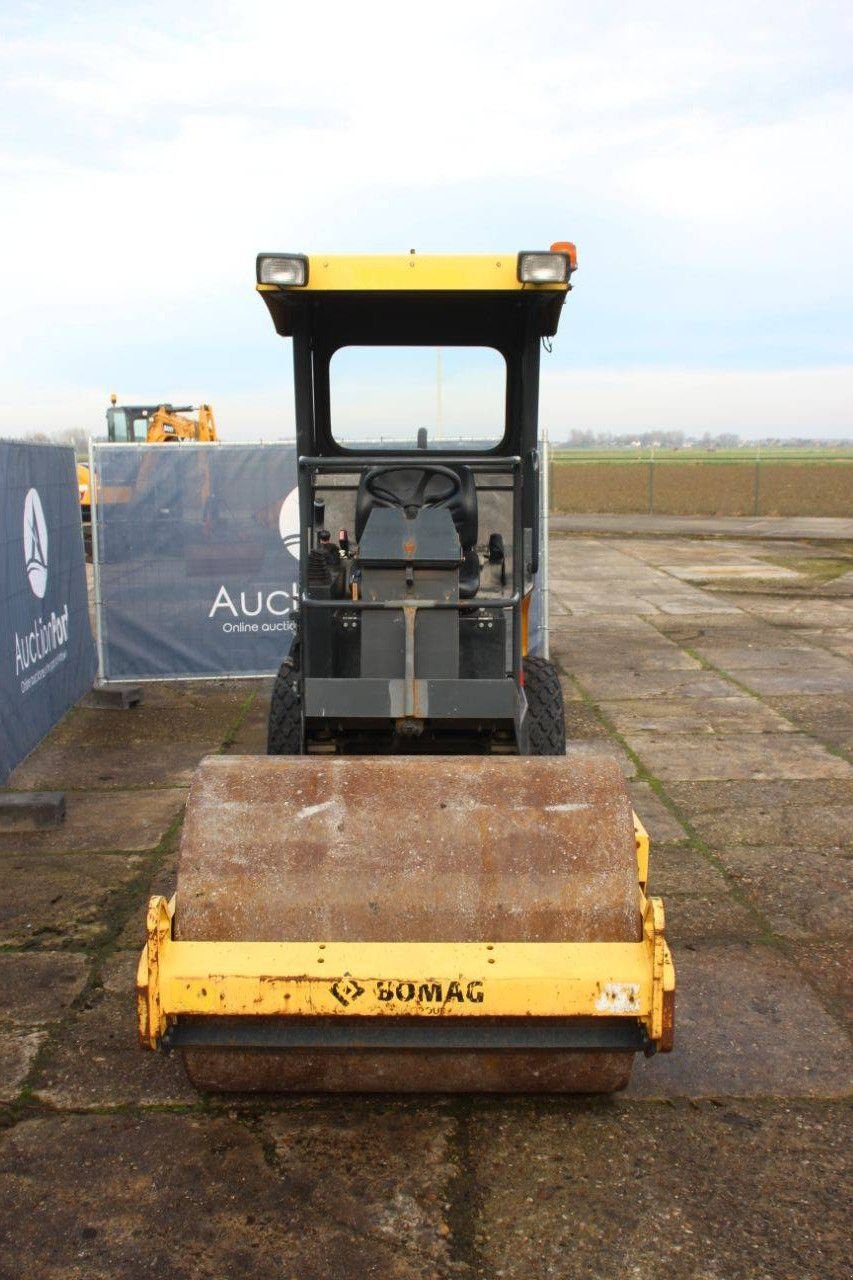 Packer & Walze typu Bomag BW 124 DH, Gebrauchtmaschine v Antwerpen (Obrázek 8)