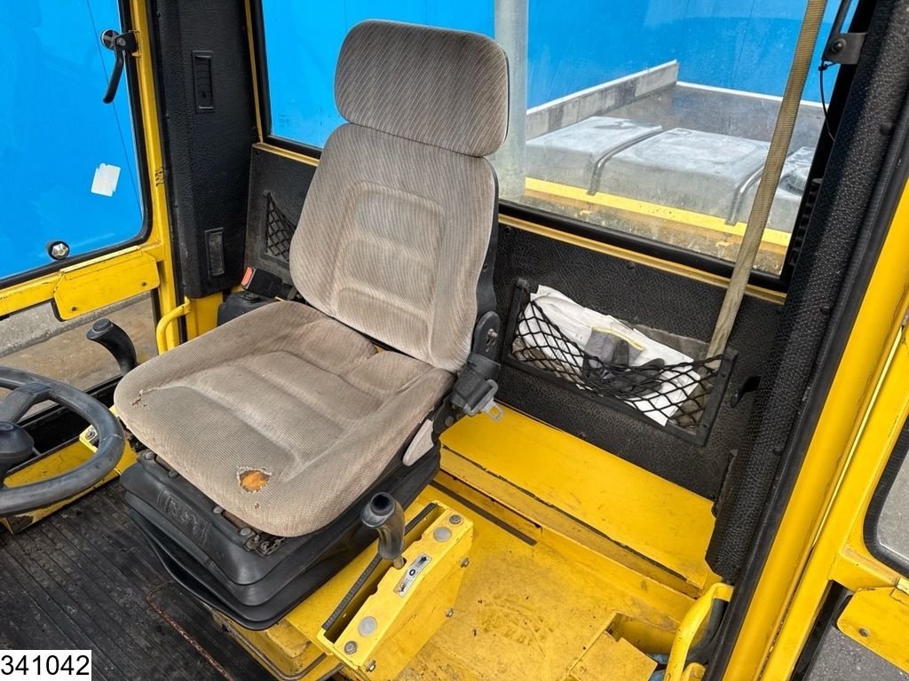 Packer & Walze van het type Bomag BW 151 AC-2 6086h, 51kW, Gebrauchtmaschine in Ede (Foto 9)