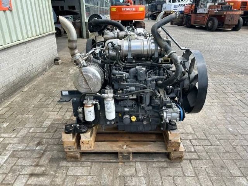 Packer & Walze от тип Bomag BW 213 / 211 D-5, Gebrauchtmaschine в Roosendaal (Снимка 4)