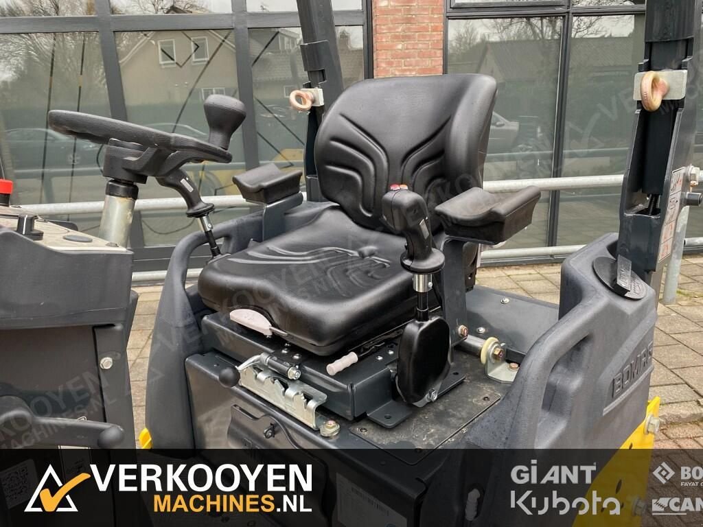 Packer & Walze of the type Bomag BW120 AD-5, Gebrauchtmaschine in Vessem (Picture 11)