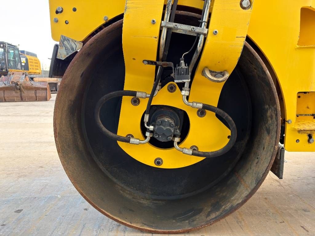 Packer & Walze Türe ait Bomag BW135AD-5, Gebrauchtmaschine içinde Venlo (resim 9)