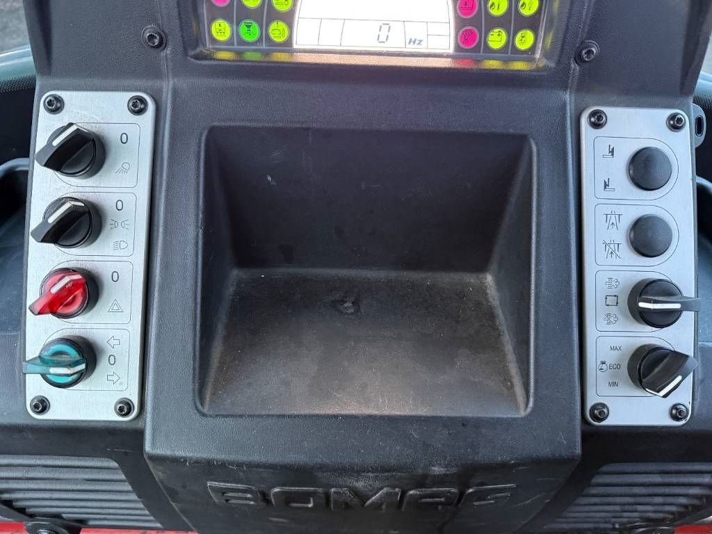 Packer & Walze Türe ait Bomag BW154AP-4i - Good Working Condition, Gebrauchtmaschine içinde Veldhoven (resim 10)