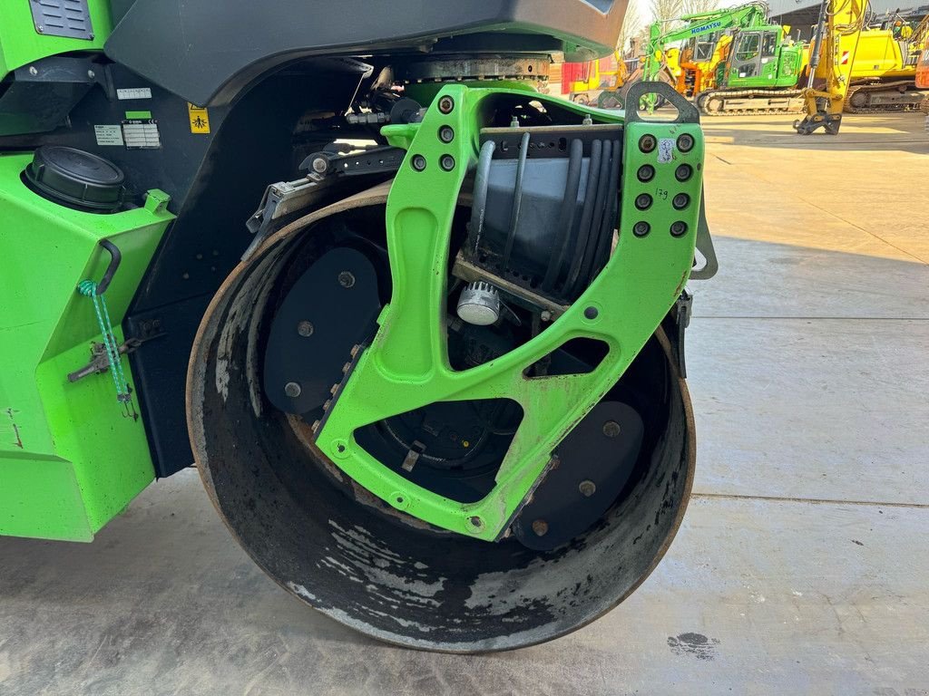 Packer & Walze van het type Bomag BW174 AP-4i, Gebrauchtmaschine in Velddriel (Foto 11)