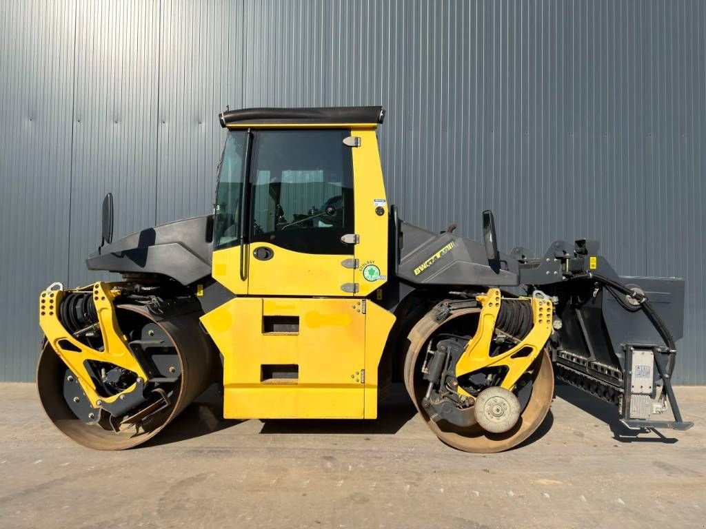 Packer & Walze типа Bomag BW174AP-4i AM, Gebrauchtmaschine в Venlo (Фотография 5)