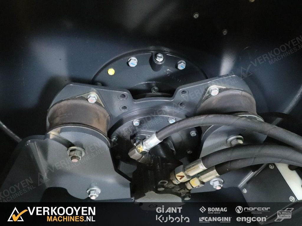 Packer & Walze of the type Bomag BW177 D-5 Wals, Neumaschine in Vessem (Picture 11)