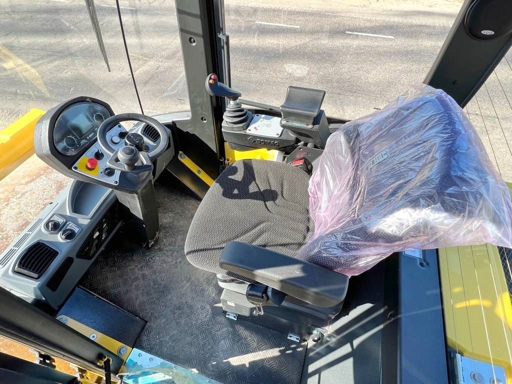 Packer & Walze des Typs Bomag BW177D-5 - New / Unused / Airco - CE + EPA, Gebrauchtmaschine in Veldhoven (Bild 8)