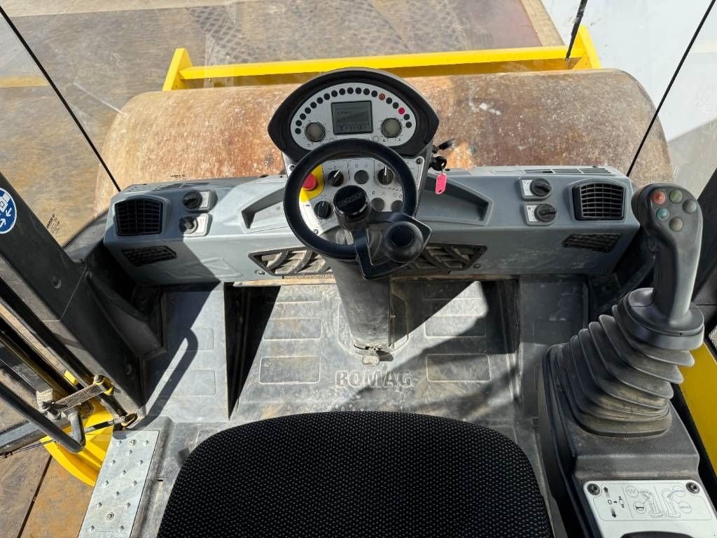 Packer & Walze van het type Bomag BW211DH-5 - German Machine / Only 1311 Hours!, Gebrauchtmaschine in Veldhoven (Foto 10)