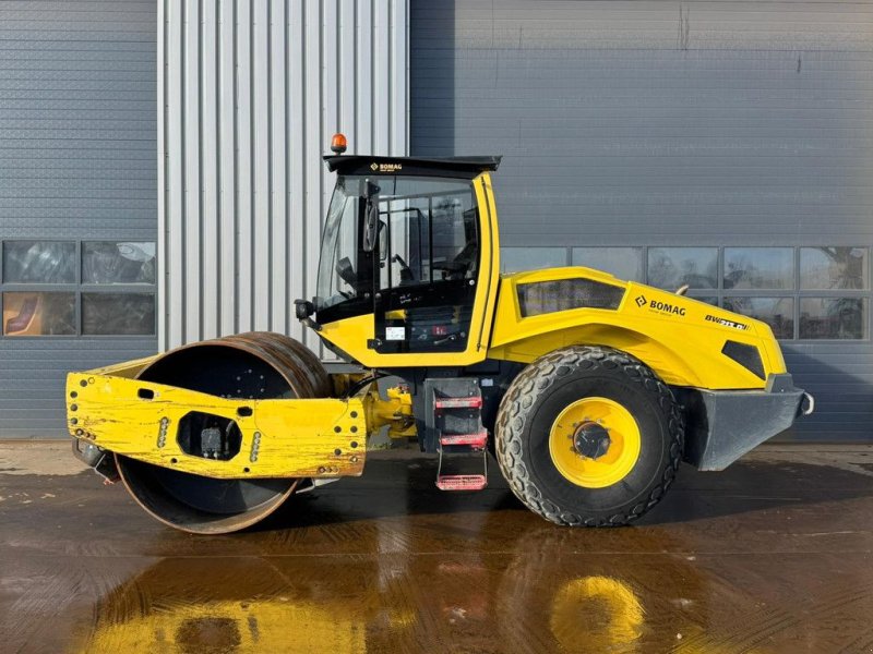 Packer & Walze van het type Bomag BW213D-5, Gebrauchtmaschine in Velddriel (Foto 1)